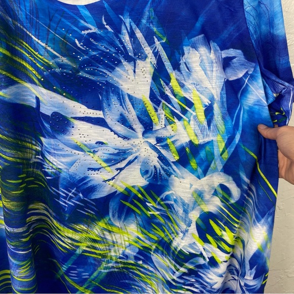 Catherines blue green Floral sparkle key hole t-shirt 1X - Picture 4 of 9